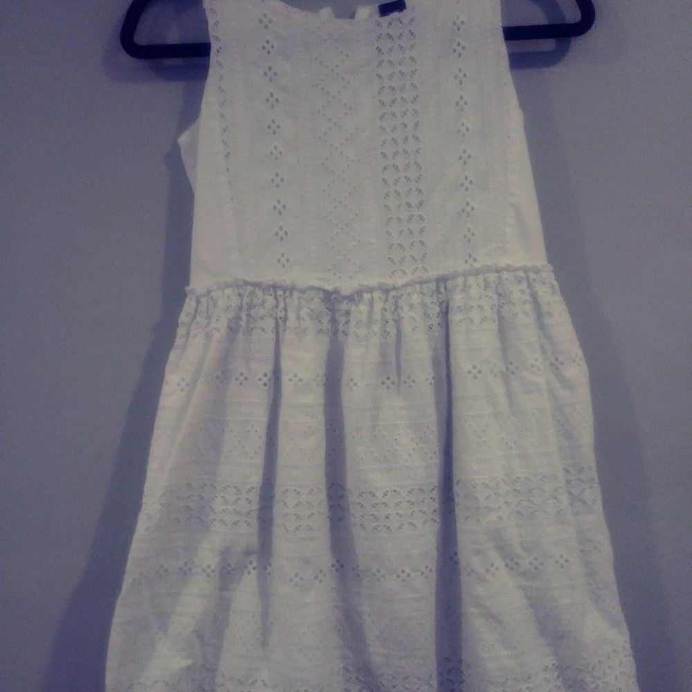 Cloths - Picture 8 of 8